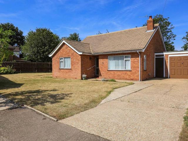 Bungalow for sale in Huntingdon, Cambridgeshire