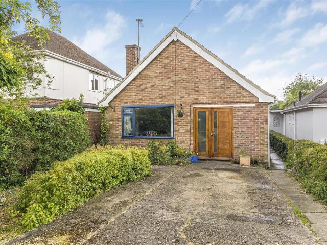 Bungalow for sale in Arrington, Cambridgeshire
