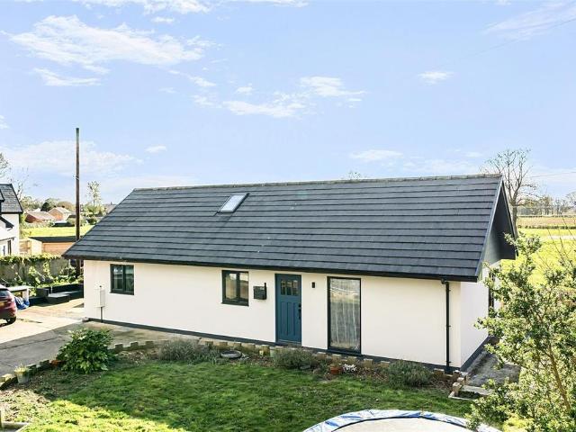Bungalow for sale in Maelor South, Wales