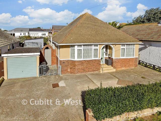 Bungalow for sale in Peacehaven, Iford