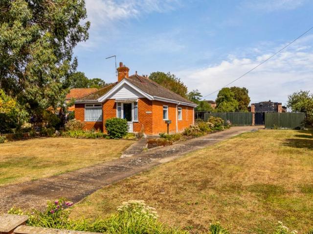 Bungalow for sale in Boston, Lincolnshire