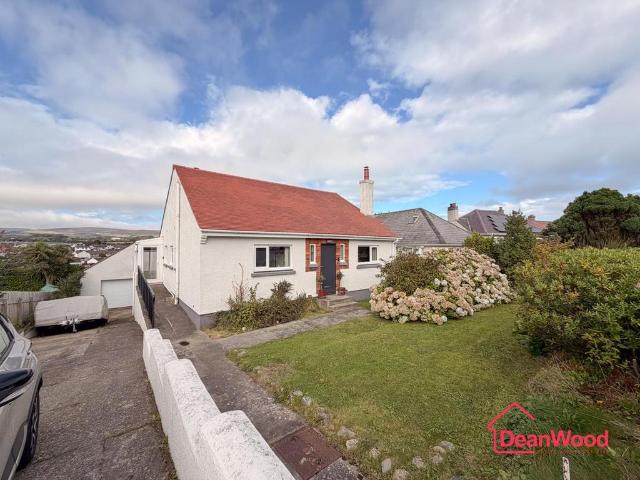 Bungalow for sale