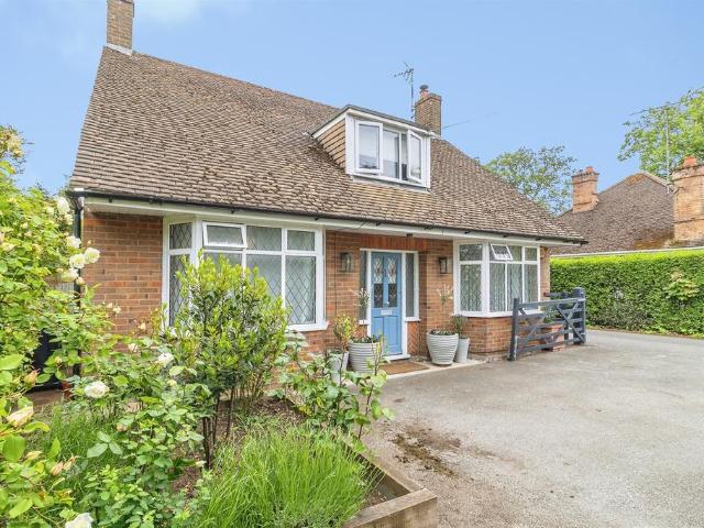 House for sale in Leighton-Linslade, Leighton Buzzard