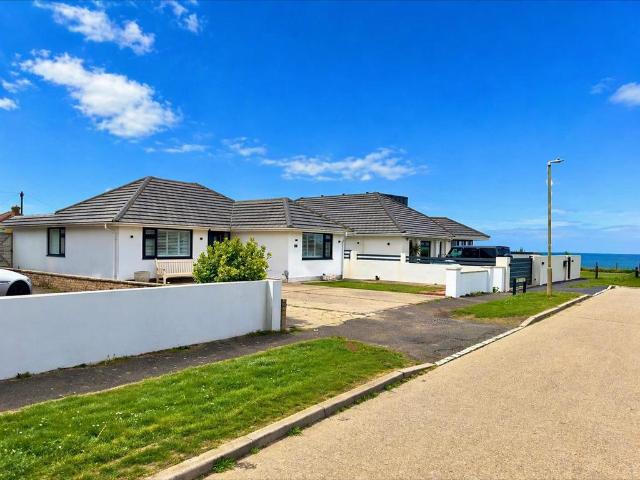 Bungalow for sale in Peacehaven, Iford