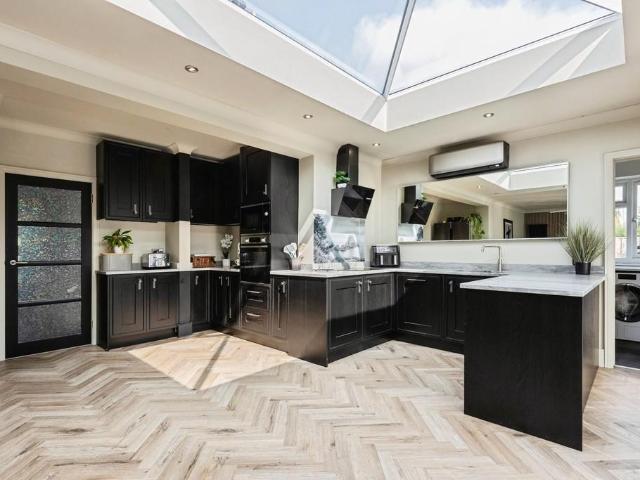 Bungalow for sale in Hemington, Leicestershire