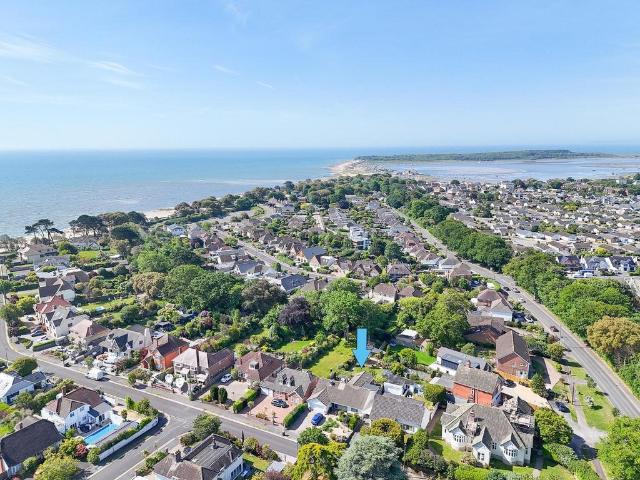 Bungalow for sale in Friars Cliff, Christchurch