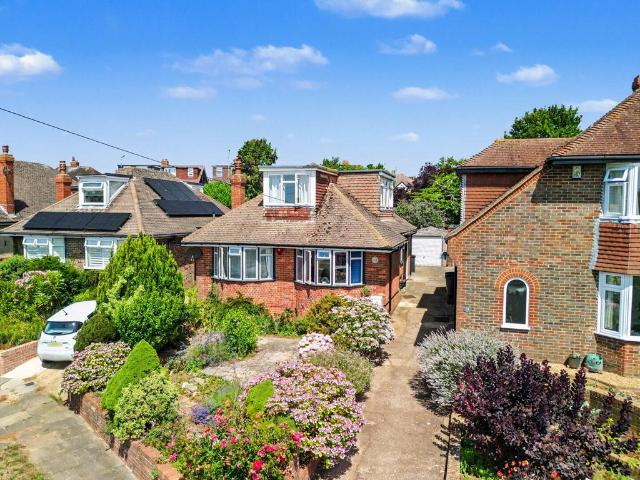 Bungalow for sale