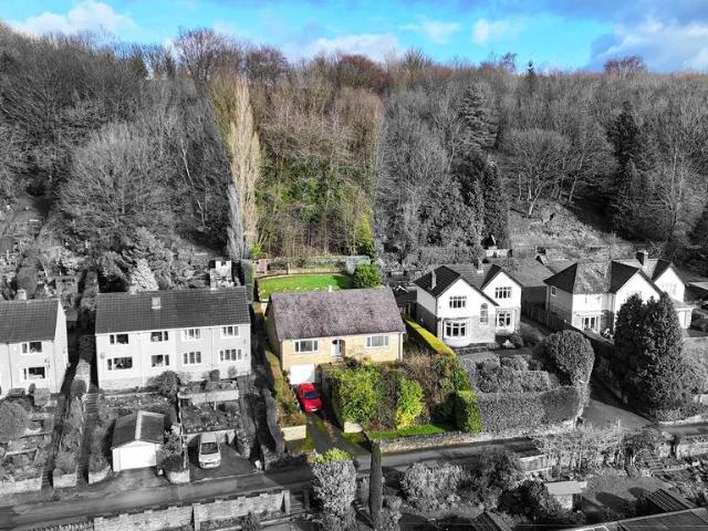 House for sale in Hove Edge, Hipperholme