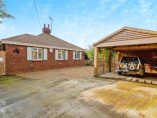 Bungalow for sale in Gosberton Clough, Lincolnshire