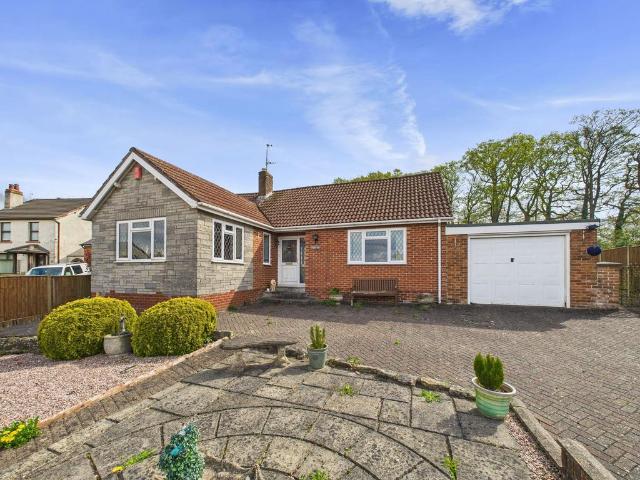 Bungalow for sale in Bromsberrow Heath, Gloucestershire