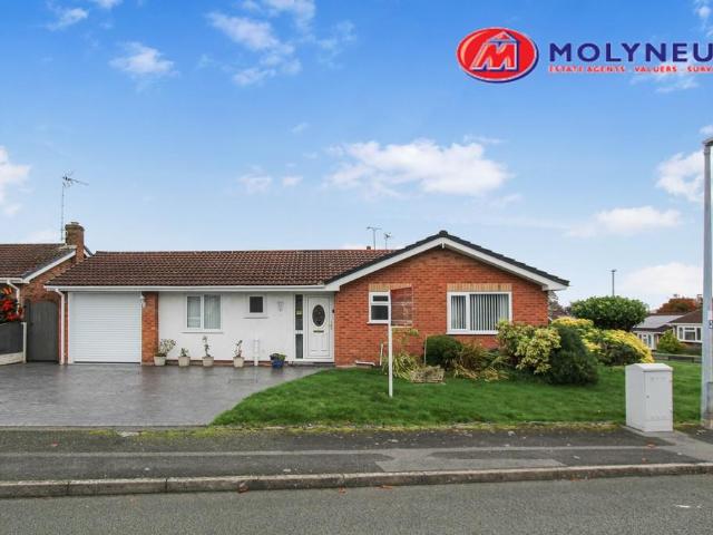 Bungalow for sale in Wrexham, Ddôl