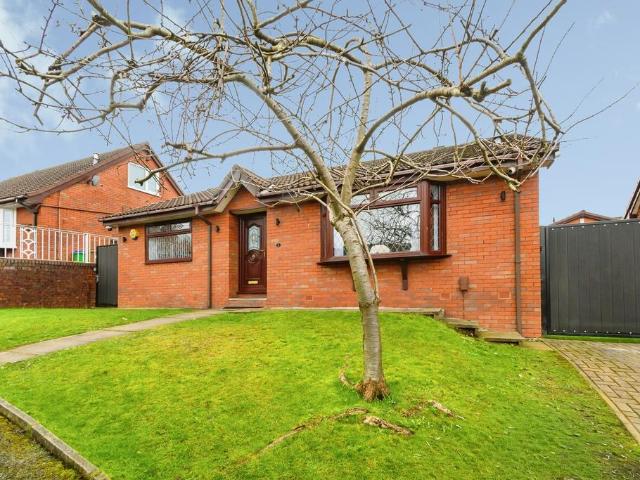 Bungalow for sale in Burnedge, Greater Manchester