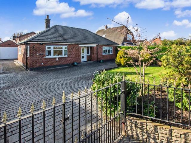 Bungalow for sale in Middlewich