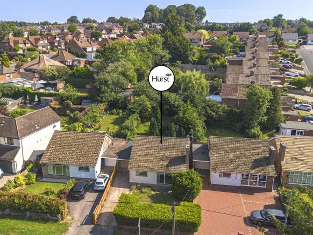Bungalow for sale in Penn Bottom, Buckinghamshire