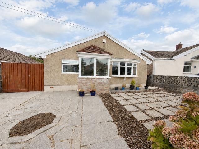 Bungalow for sale in Mynyddbach, Nangreaves