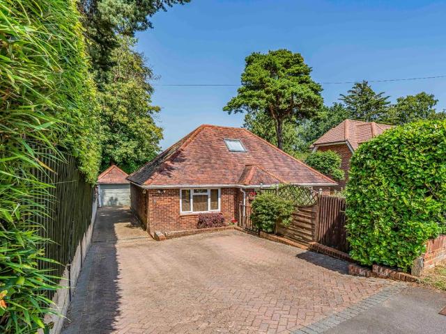 Bungalow for sale in Helford, Hampshire