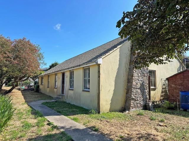 Bungalow for sale in Alderney, Poole
