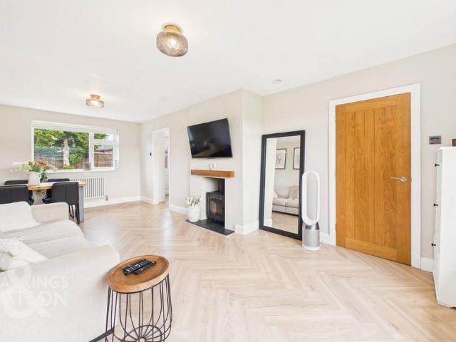 Bungalow for sale in Besthorpe, East Tuddenham