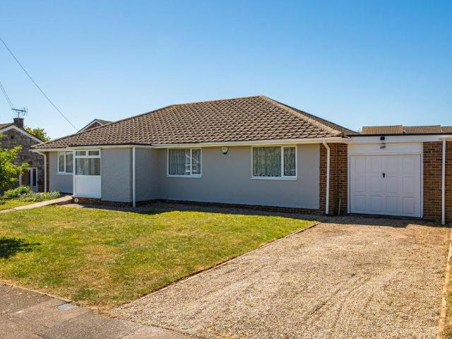 Bungalow for sale in Ash, Kent