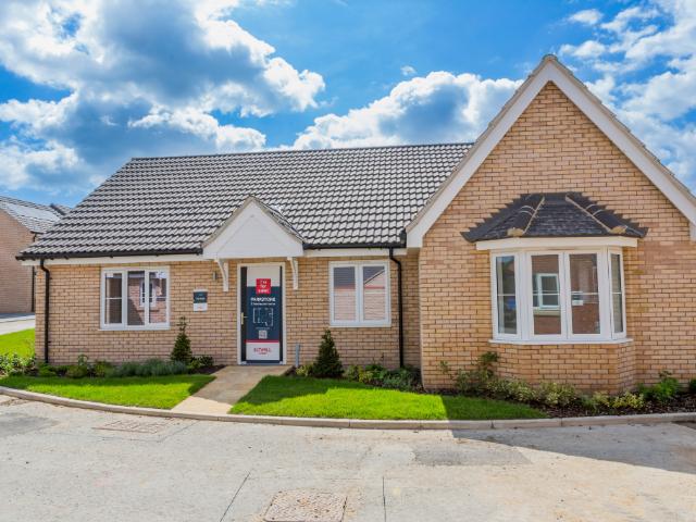 Bungalow for sale in Acle, Crostwick