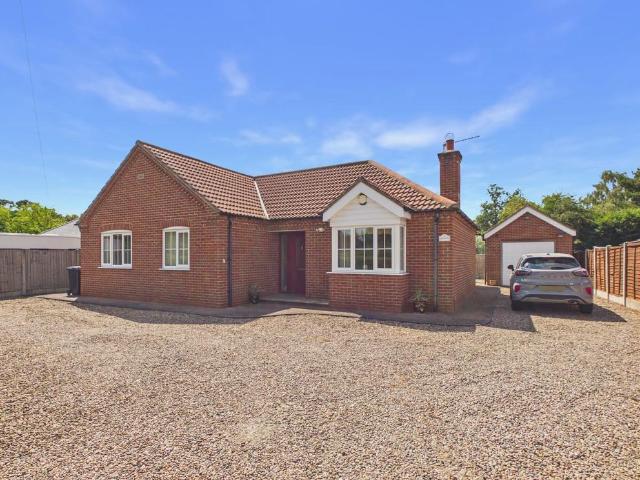 Bungalow for sale in Belleau, Lincolnshire
