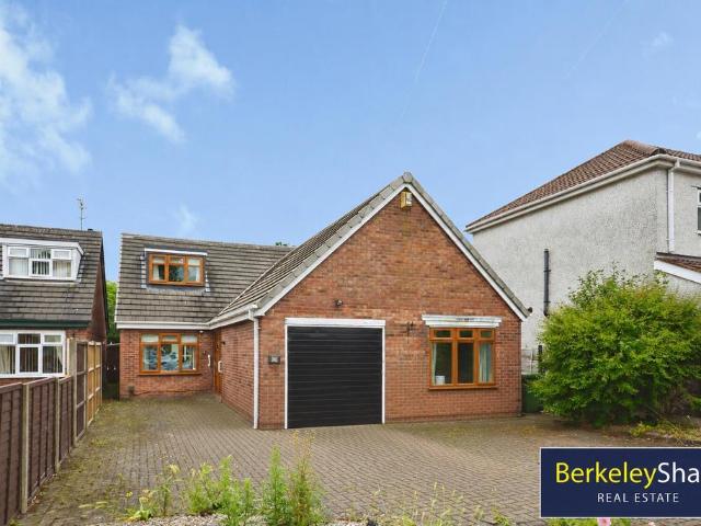 Bungalow for sale in Kennessee Green, Maghull