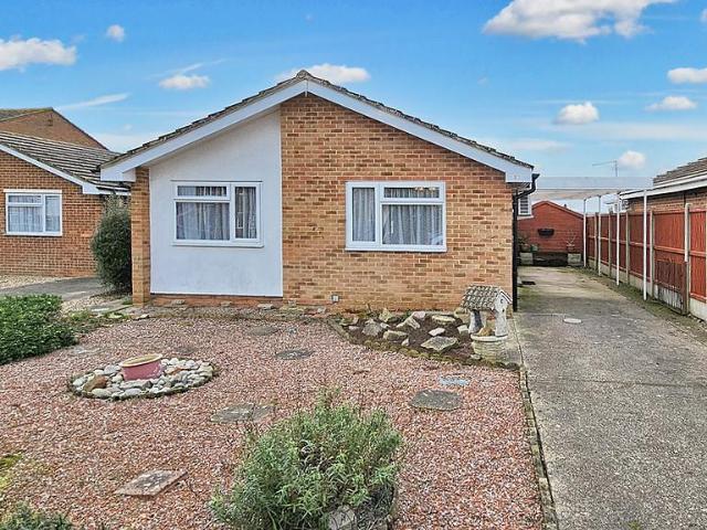 Bungalow for sale in West End, Canterbury
