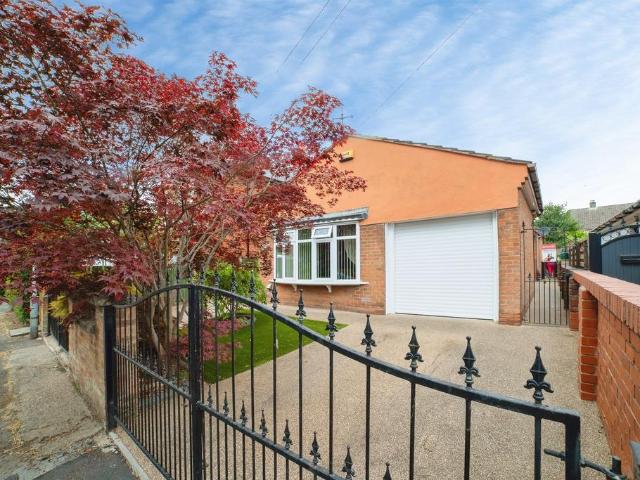 Bungalow for sale in Dalestorth, Skegby