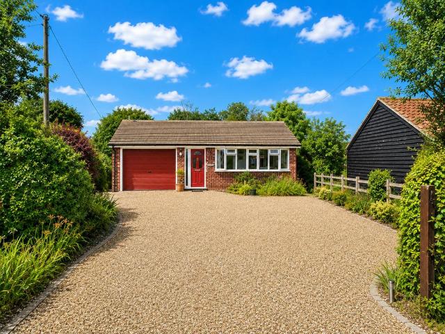Bungalow for sale in Fordham Heath, Essex