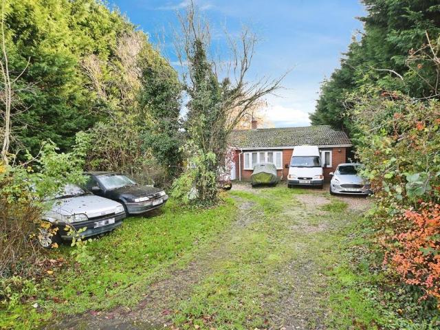 Bungalow for sale in Holbeach CP, Gosberton Clough
