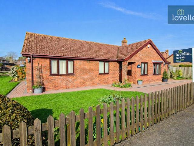 Bungalow for sale in Belleau, Lincolnshire