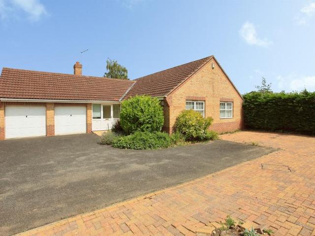 Bungalow for sale in Peterborough