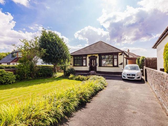 Bungalow for sale in Dreghorn, Scotland