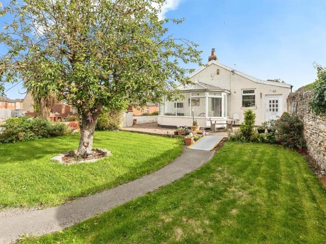 Bungalow for sale in Knottingley, West Yorkshire