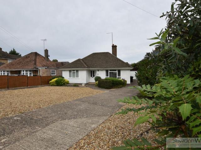 Bungalow for sale in Baron St Martin, Barholm