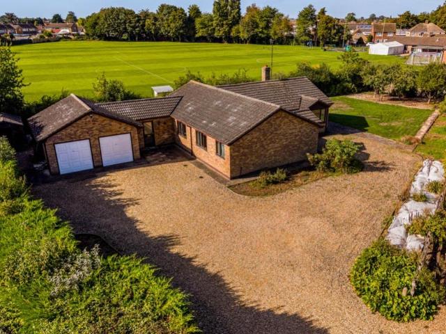 Bungalow for sale in Crossgate, Gosberton Clough