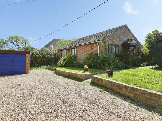 Bungalow for sale in Hedge End, Helford