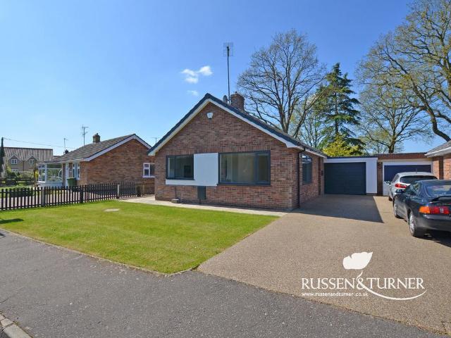 Bungalow for sale in Watlington, Brookville