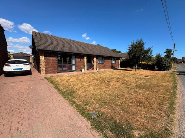Bungalow for sale in Belleau, Lincolnshire