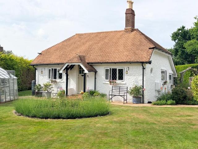Bungalow for sale in Ashurst Bridge, Hampshire