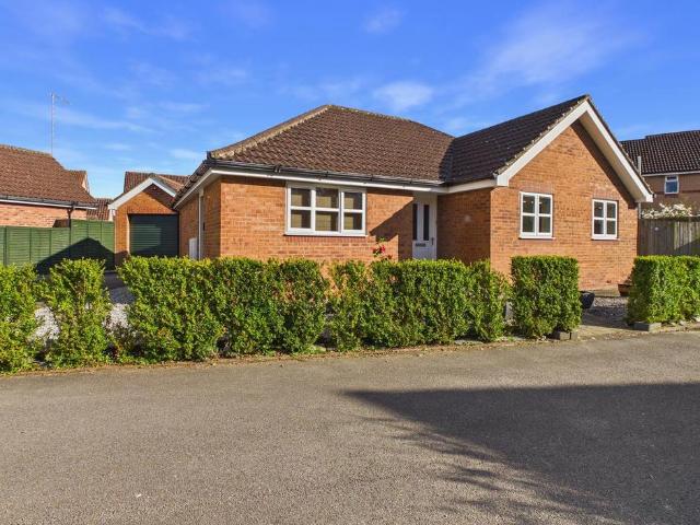 Bungalow for sale in Elloughton-cum-Brough, Brough