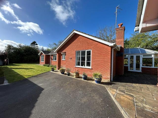 Bungalow for sale in Belleau, Lincolnshire