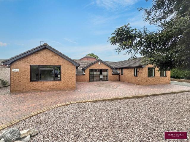 Bungalow for sale in Rhuddlan