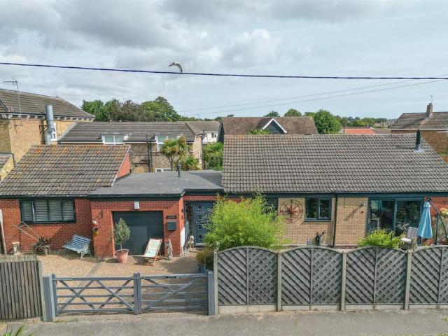 Bungalow for sale in Eastbridge, Suffolk