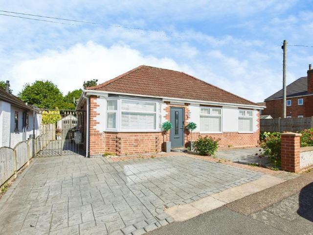 Bungalow for sale in Chaddesden, East Midlands