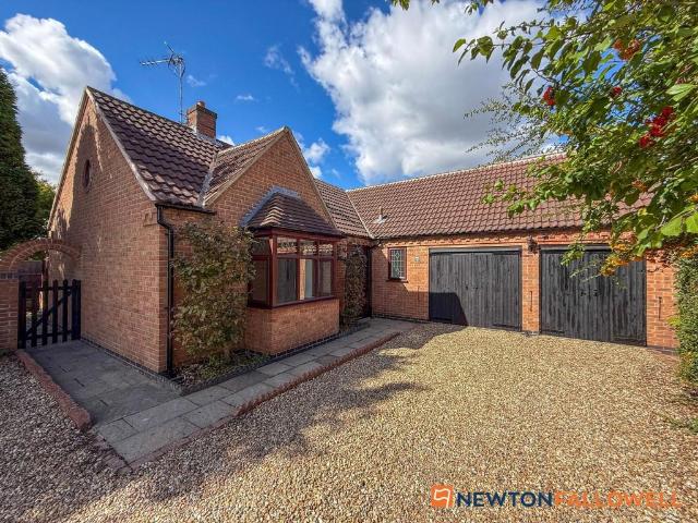 Bungalow for sale in Alverton, East Midlands