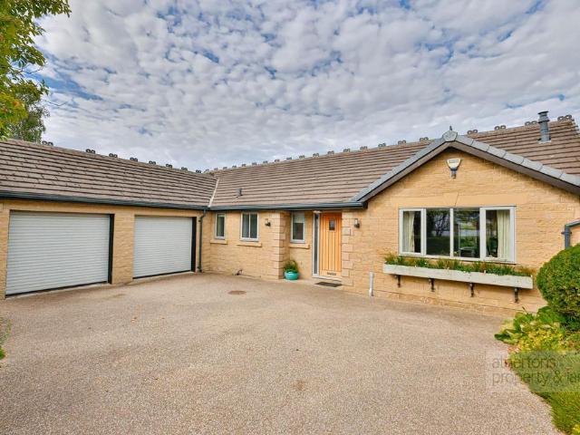 Bungalow for sale in Paradise, Lancashire