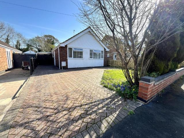 Bungalow for sale in Elmfield, Leicestershire