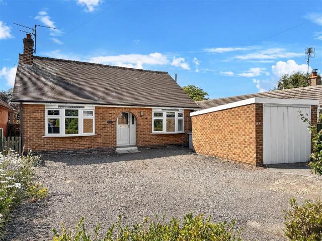 Bungalow for sale in Alverton, East Midlands