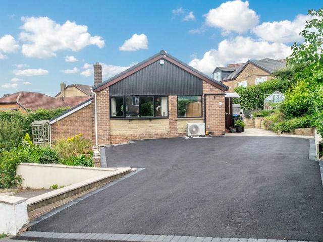 Bungalow for sale in Kirkburton, West Yorkshire